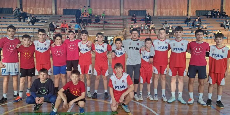 1-1-820×394-1